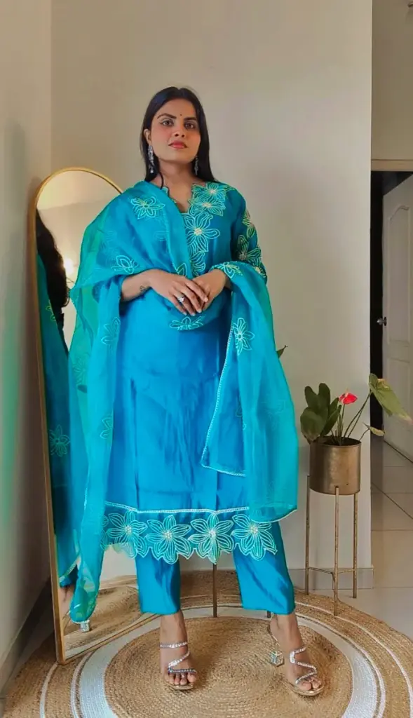 Kurta Set With Dupatta For Women